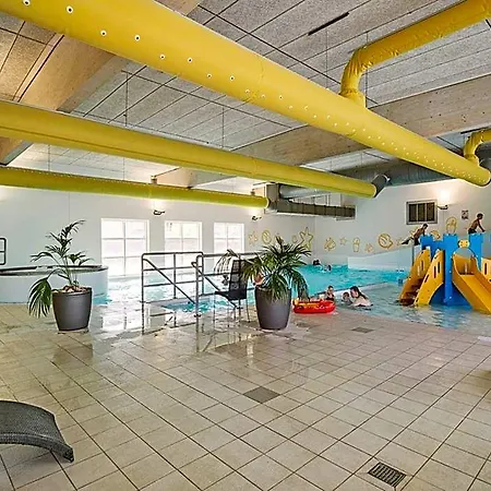 Cozy 6-person In פאבורג